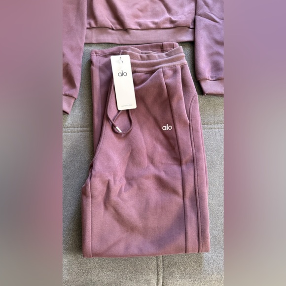ALO Yoga Pants - ALO Yoga Women's Mauve Pantsuit set